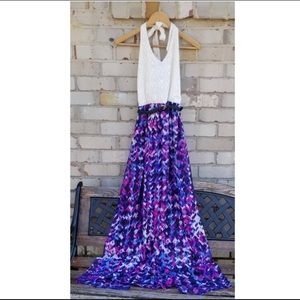 Stunning summer maxi halter dress!